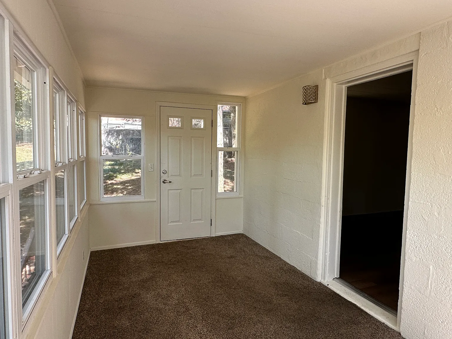 1 bed, 1400 sqft, $1,175 — Photo 3
