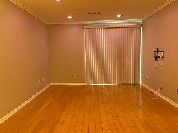 5th image of 3887 Pell Pl Unit 434