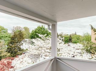 114 Prospect St #2, Greenwich, CT 06830