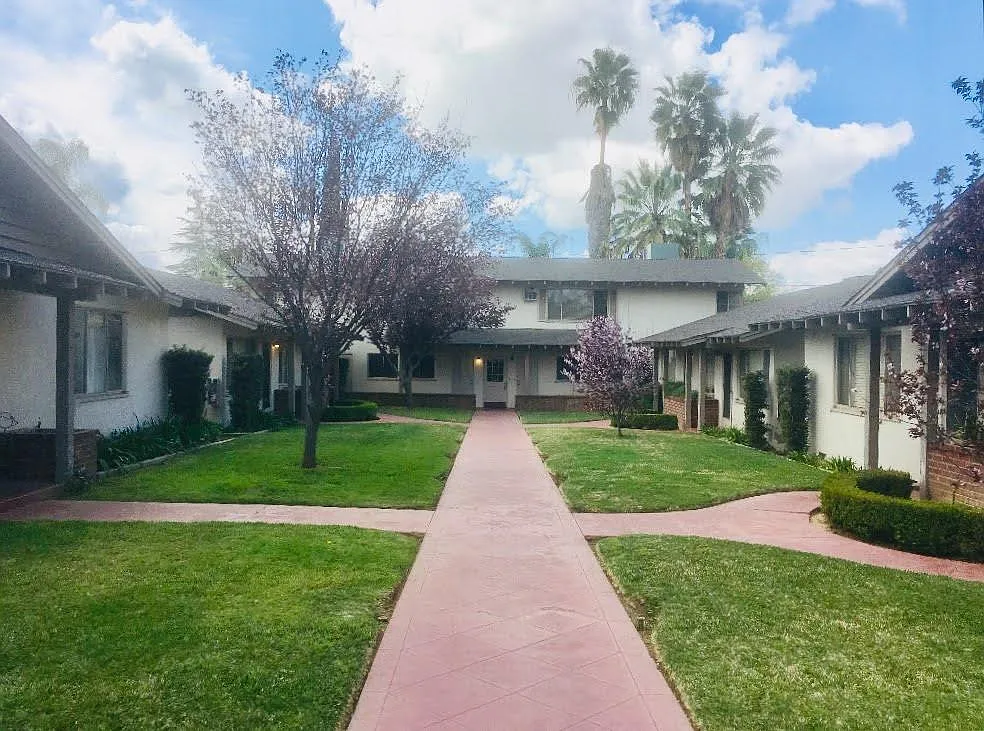 Parkwood Dr, Redlands — Photo 1