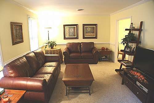3rd image of 9224 Harmad Dr