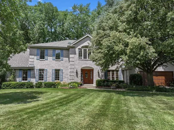 502 Nawata Pl, Prospect Heights, IL 60070