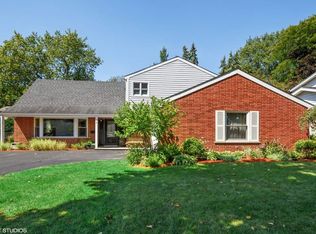 112 N Stratford Rd, Arlington Heights, IL 60004