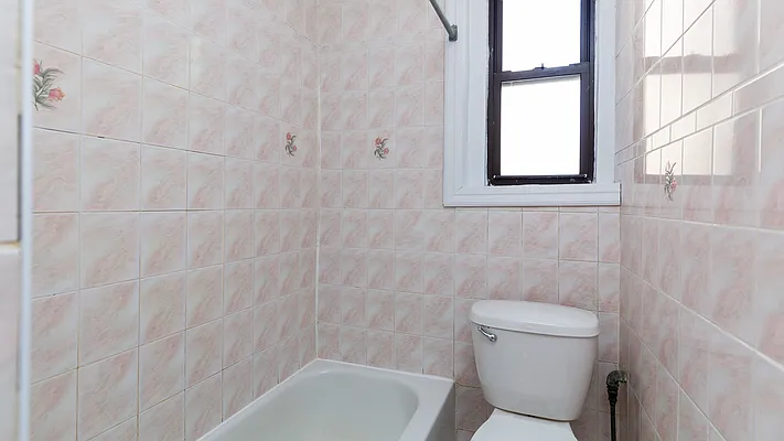 Rented by Nooklyn NYC LLC | media 28