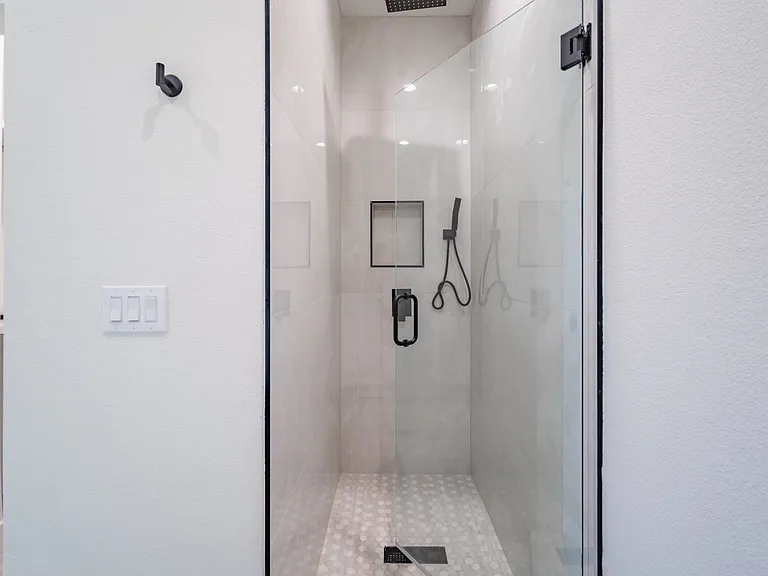 1614 N Fitzhugh Ave #101 — Photo 24