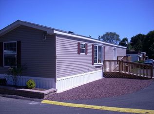 64 Makepeace Dr, Oak Ridge, NJ 07438