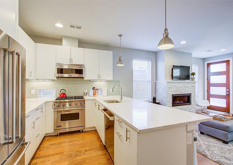 Updated kitchen with Viking range & microwave, Kitchenaid fridge and dishwasher.