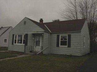 1229 S Walnut St, Bucyrus, OH 44820