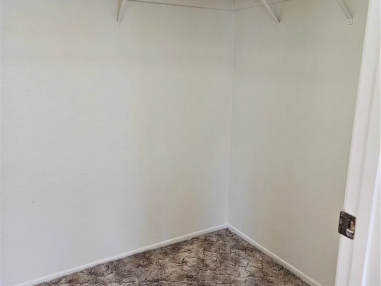 11459 Benton St — Photo 13