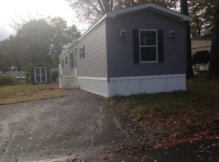 49 Twin Oaks Ln, Danbury, CT 06811