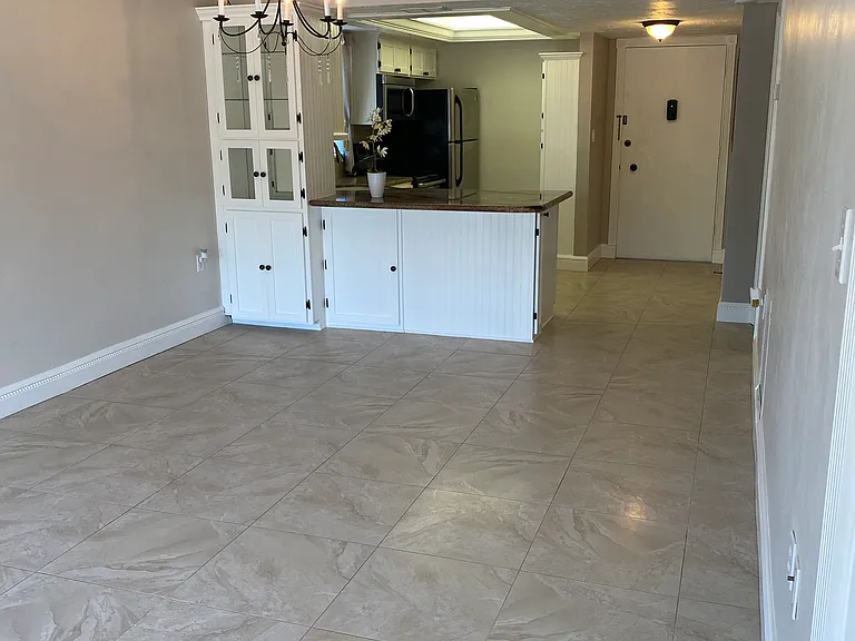 5 High Point Cir W #111 — Photo 7