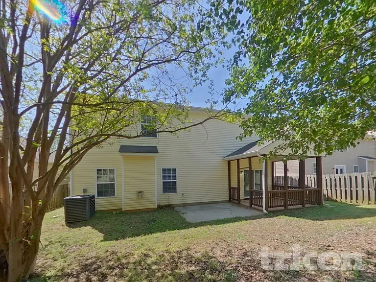 11035 Elven Dr — Photo 22
