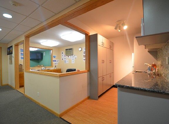 4th image of 53 Pearl St