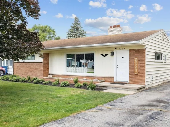 2122 Plainview Dr, Saginaw, MI 48603