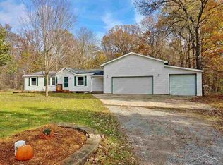 9485 S Raucholz Rd, Saint Charles, MI 48655