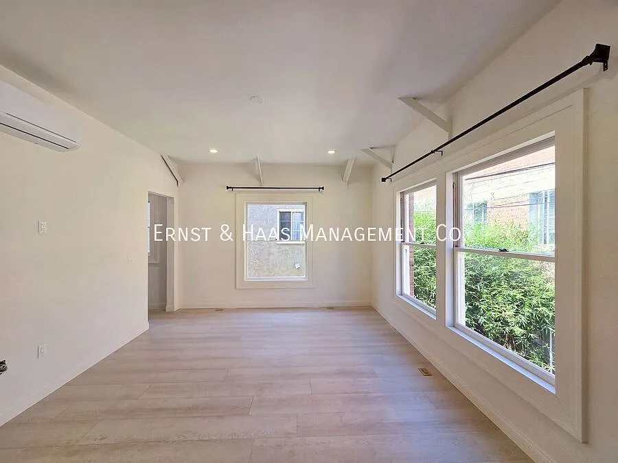 Charming Remodeled Studio Near Downtown Long Beach!*Move-In Special* — Photo 4