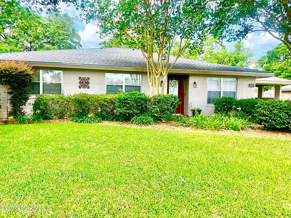 2nd image of 418 Broadmoor Blvd