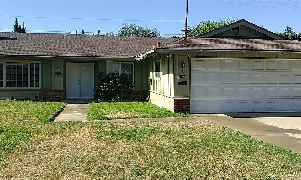 1st image of 1258 Saint Vladimir St
