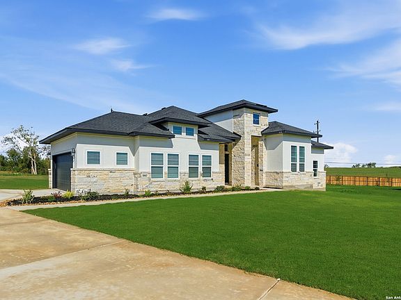 2nd image of 8903 Arroyo Grove