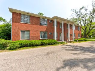 Mauer Manor, Saint Clair Shores, MI 48080