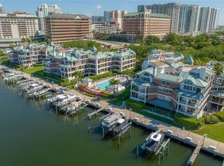 801 Seddon Cove Way, Tampa, FL 33602