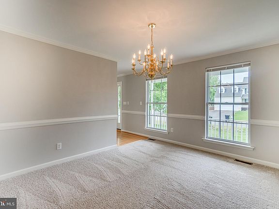 4th image of 6504 Willow Pond Dr