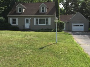 26 Newton Rd, Latham, NY 12110