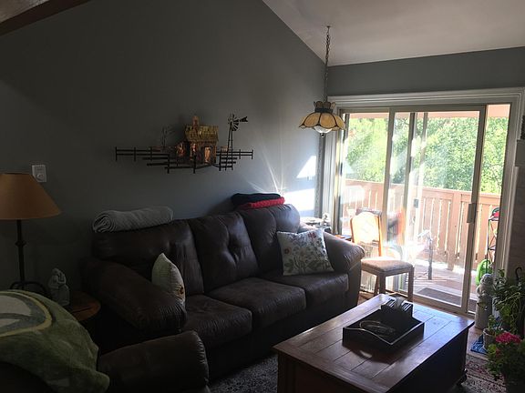 2nd image of 998 W Beaver Creek Blvd #302