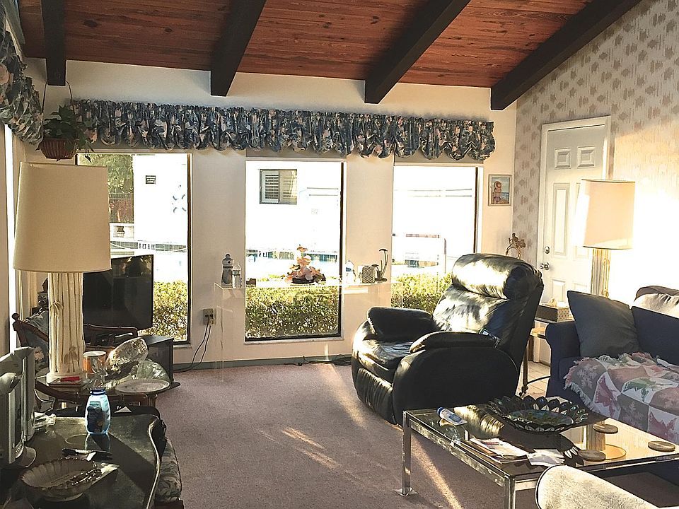 1st image of 1585 Tarpon Center Dr APT 21