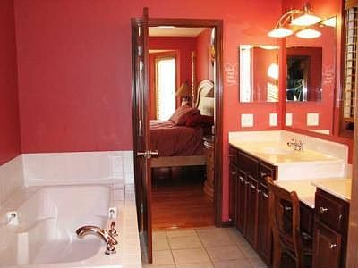 3rd image of 8781 Oakshire Dr NW