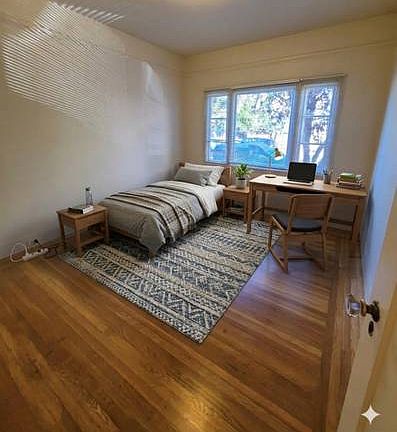 3rd image of 1828 Walnut St #A