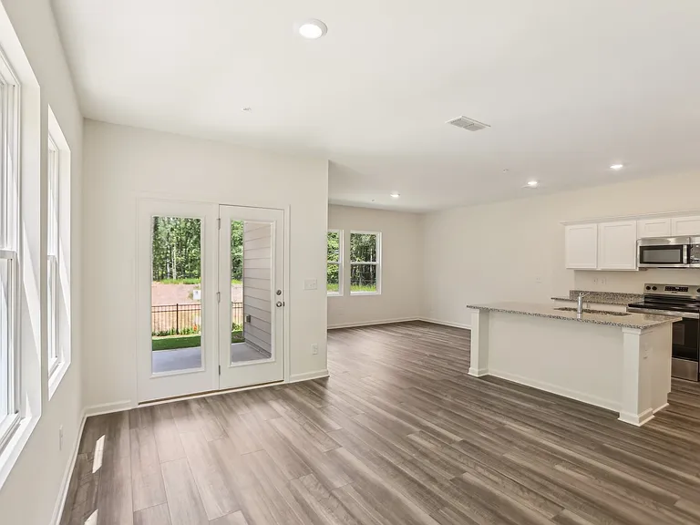 2579 Grey Hawk Dr — Photo 9