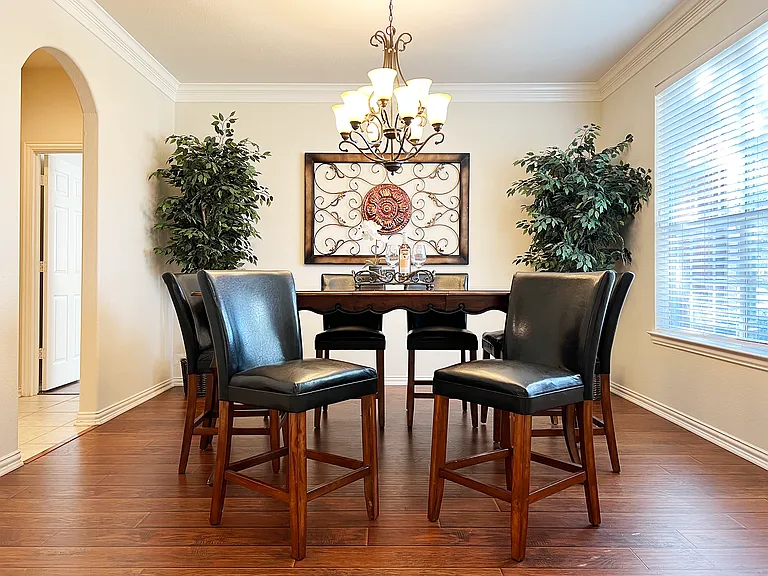 1110 Rushmore Dr — Photo 13