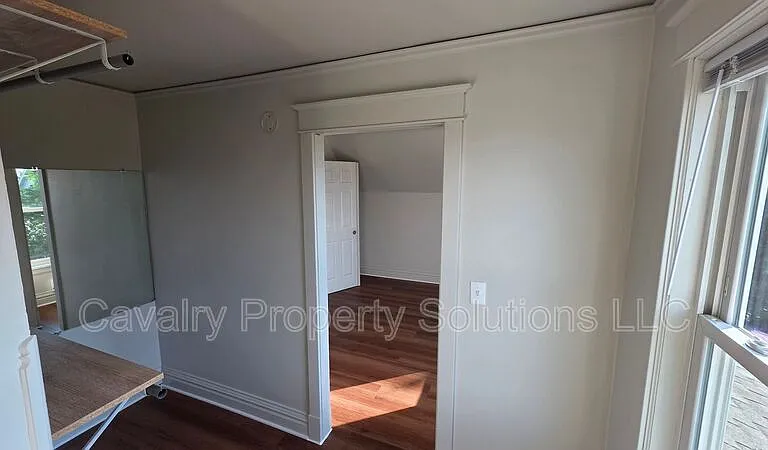 617 E 8th St #2 — Photo 9