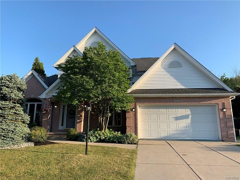 1st image of 5589 Country Club Ln