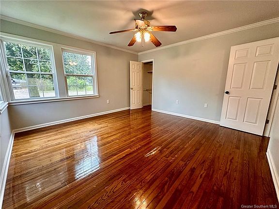 5th image of 3501 Hodges St