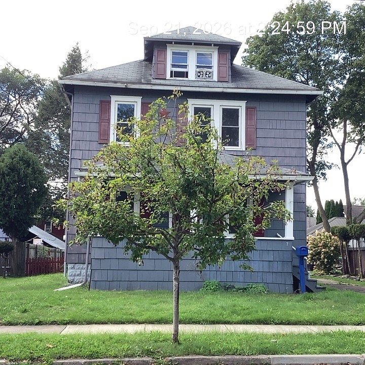 1st image of 7 Riverside St