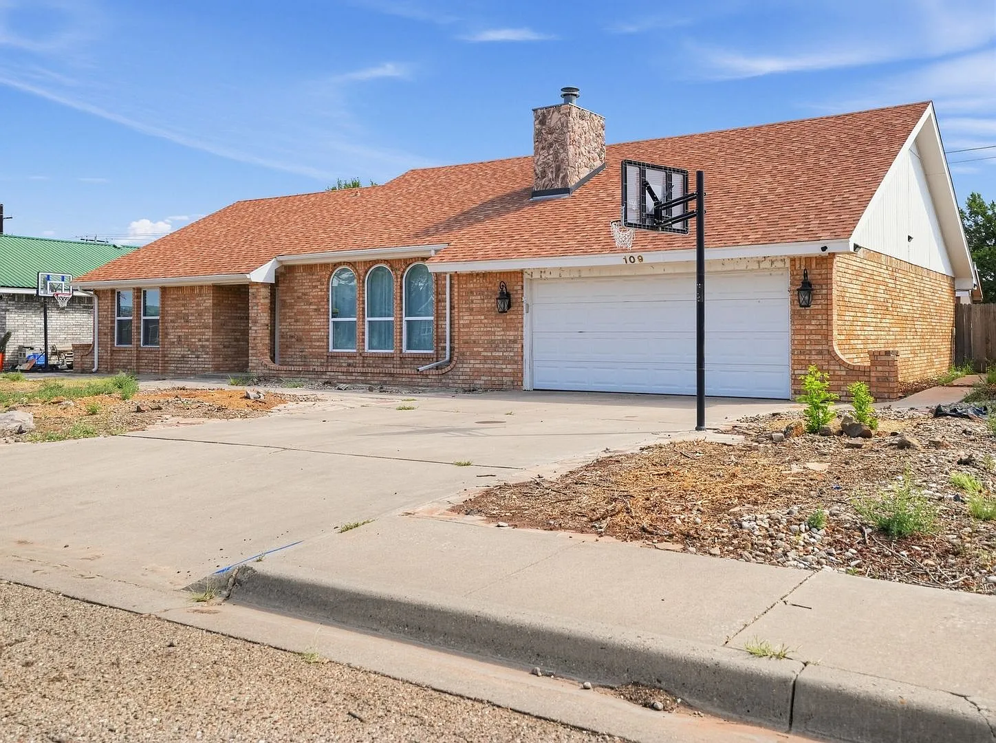Spacious 3BR House in Clovis — Photo 2