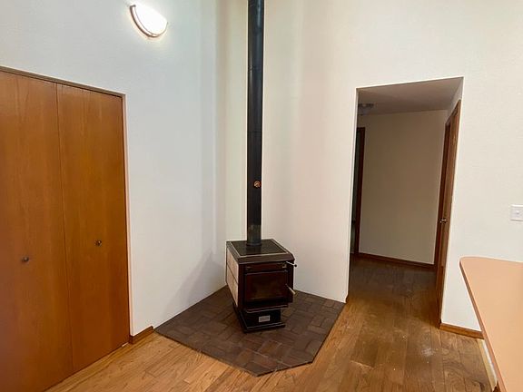4th image of 1324 Boise St
