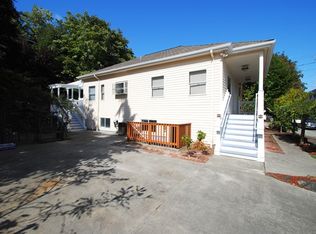 3411 30th Ave SW, Seattle, WA 98126