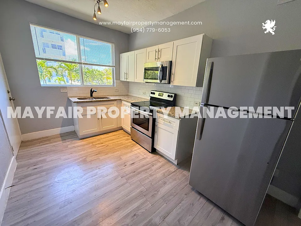 702 S 17th Ave #8