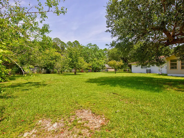 14320 Mallett Rd — Photo 38