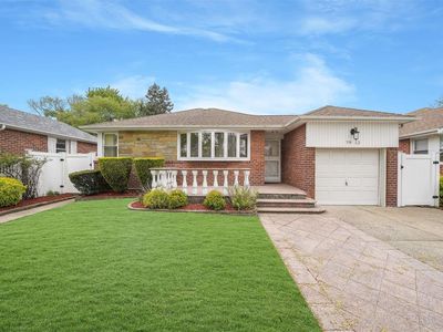 79-12 263rd Street, Glen Oaks, NY, 11004