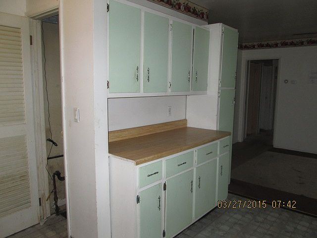 2nd image of 3736 Root Ave NE