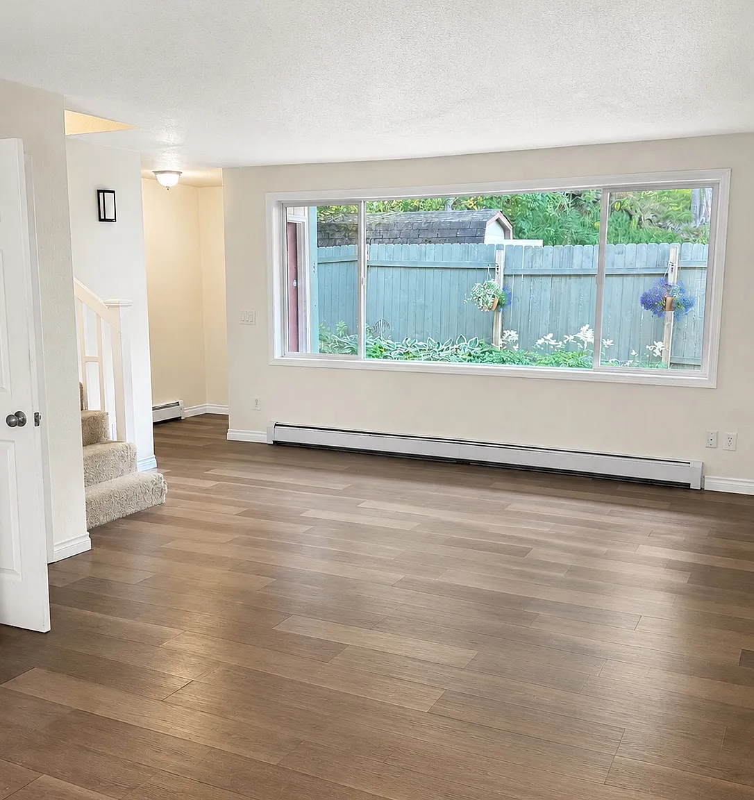 3 bed, 1120 sqft, $2,200 — Photo 1