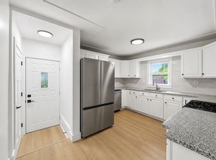 59 N Lynn Ave, Waterford, MI 48328