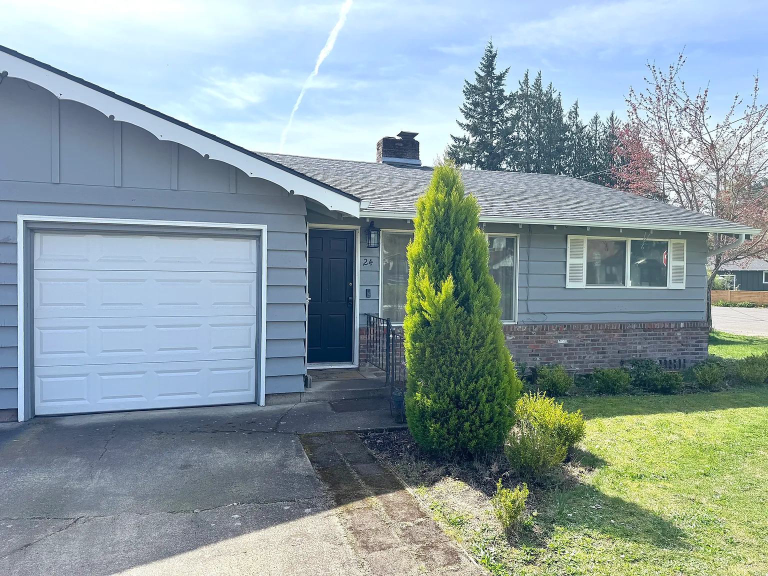 2 bed, 1049 sqft, $1,850 — Photo 2
