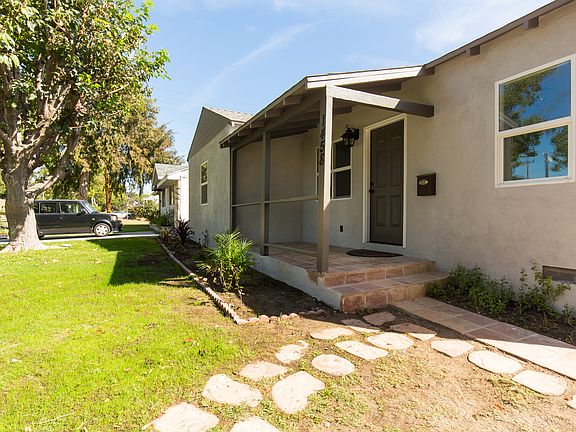 5th image of 1458 N Pass Ave