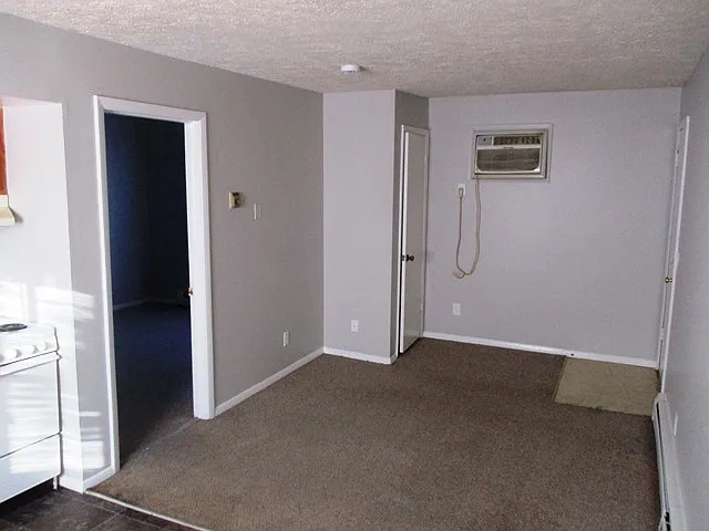 1 bed, $845 — Photo 4