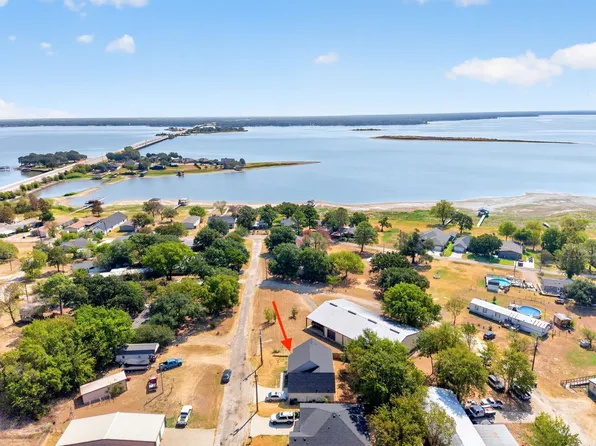 1007 Rebekah Dr, Kemp, TX 75143